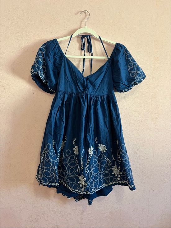Urban Outfitters Dresses & Skirts - Urban Outfitters 100% Cotton Deep V-Neck Embroidered Puff Sleeve Babydoll Dress